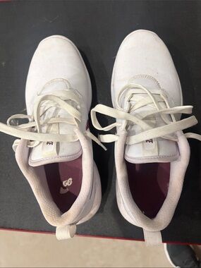 Nike Golf White Women's Athletic Sneakers with Maroon Insole